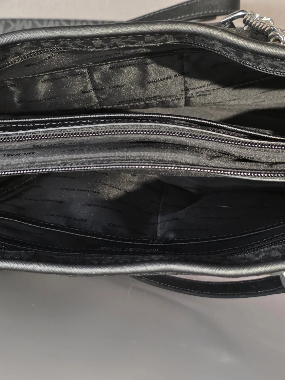 Michael Kors Black Signature Interior Zip Tote